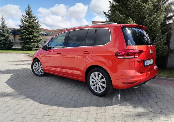 Volkswagen Touran cena 79000 przebieg: 117188, rok produkcji 2017 z Radom małe 232